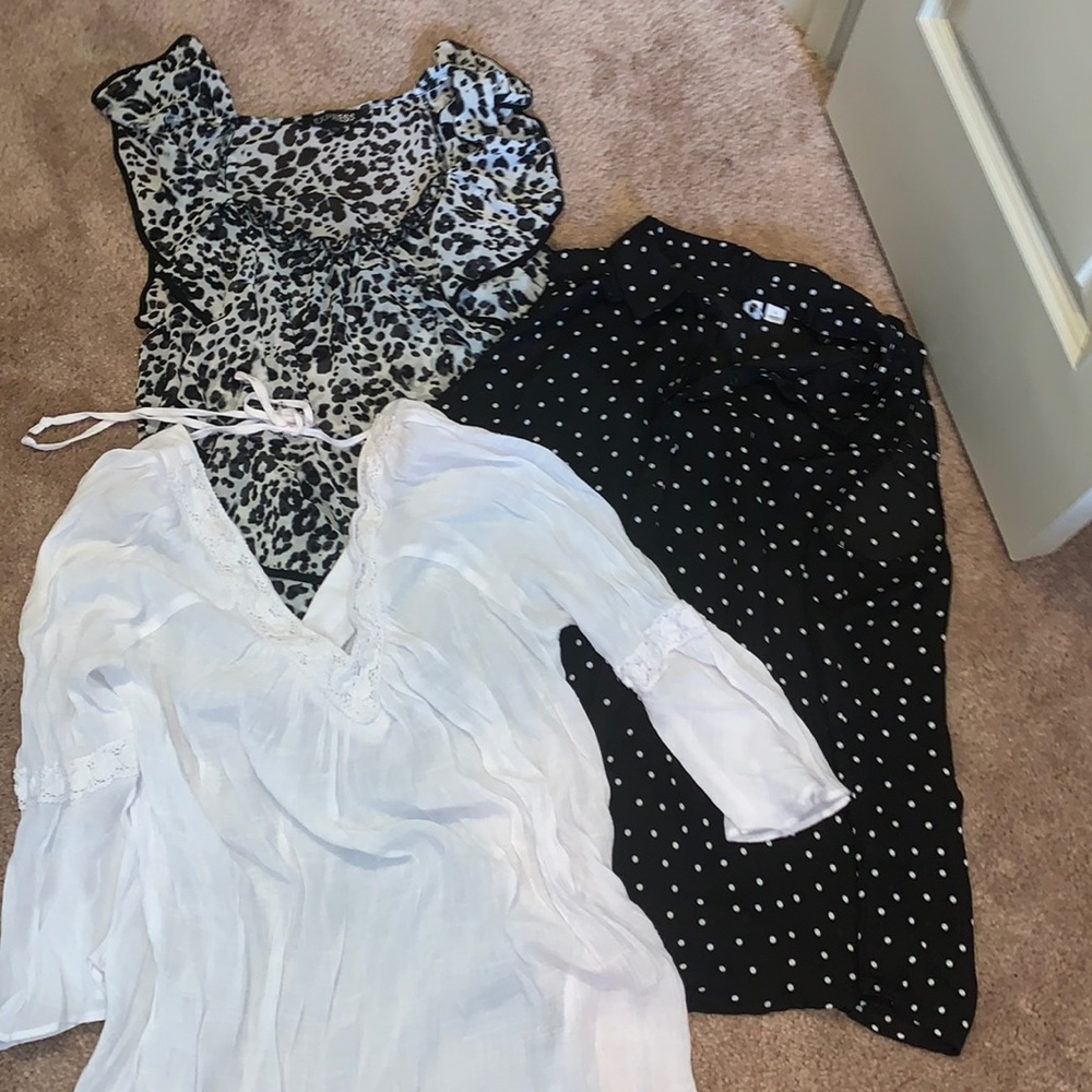 Set of 3 dress shirts